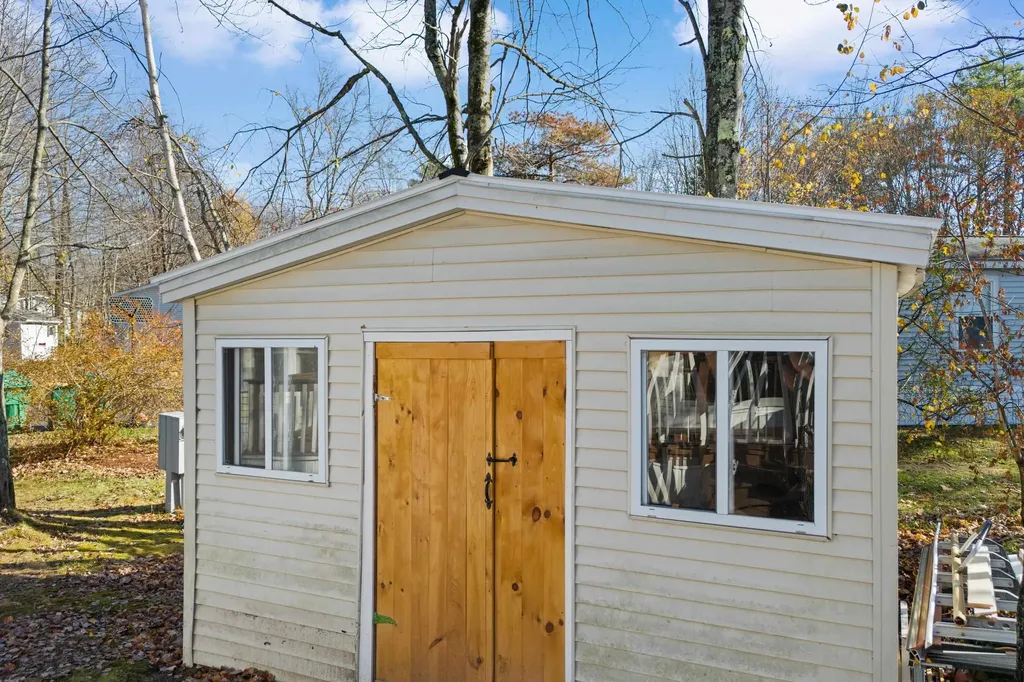 7 Brownstone Lane Rochester NH 03867