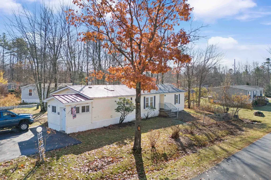 7 Brownstone Lane Rochester NH 03867