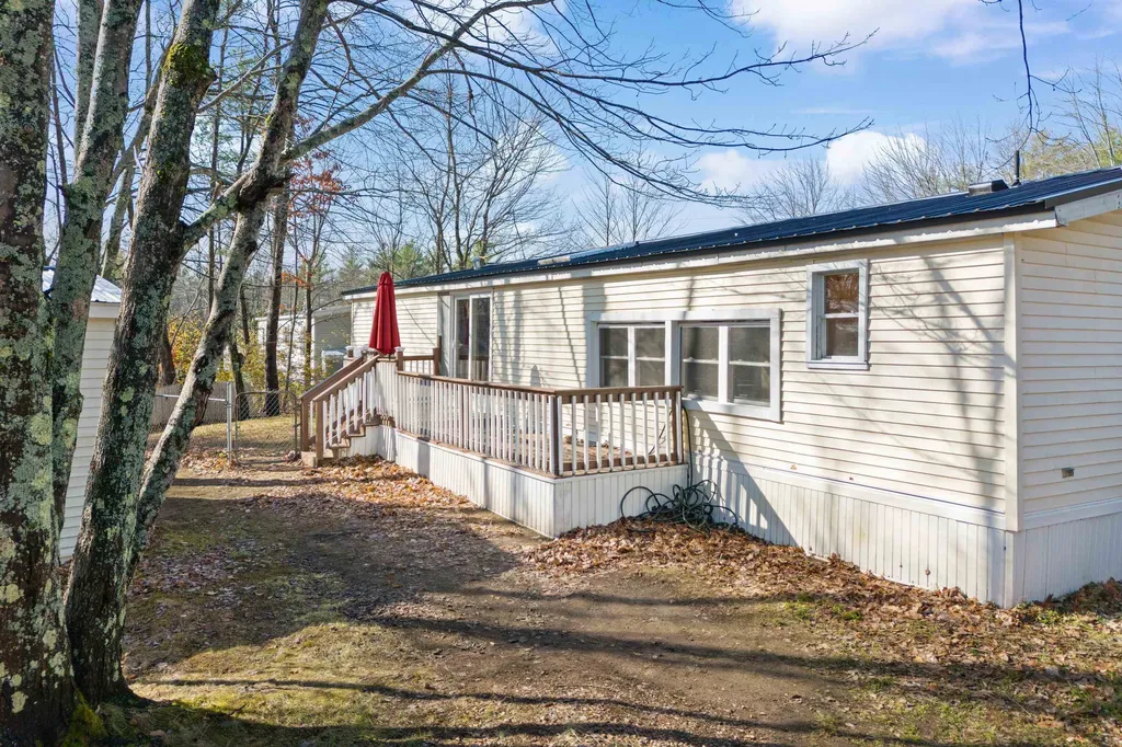 7 Brownstone Lane Rochester NH 03867