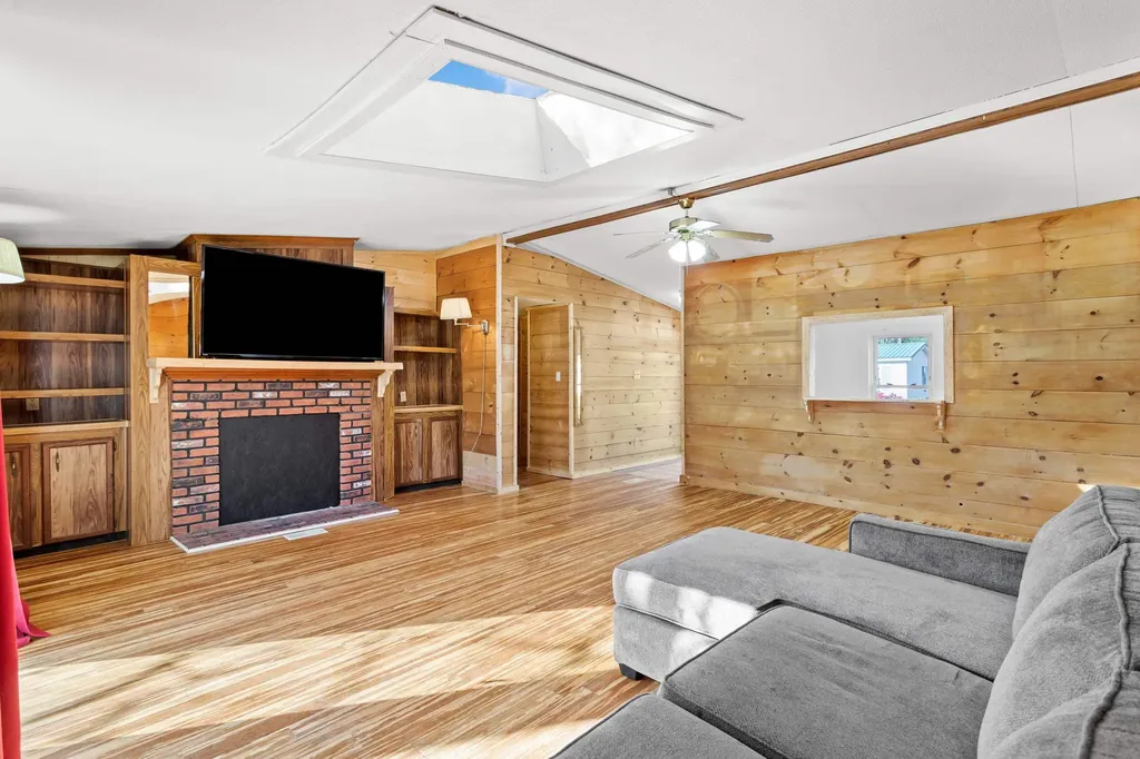 7 Brownstone Lane Rochester NH 03867