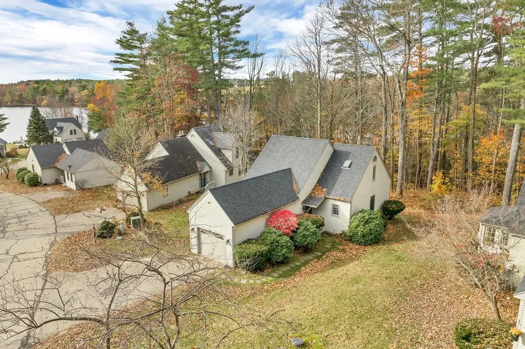 674 Elm Street Laconia NH 03246