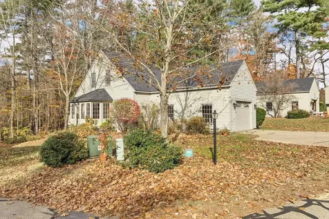 674 Elm Street Laconia NH 03246