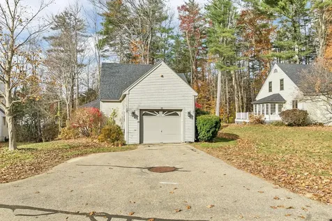 674 Elm Street Laconia NH 03246