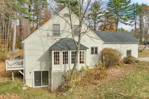 674 Elm Street Laconia NH 03246