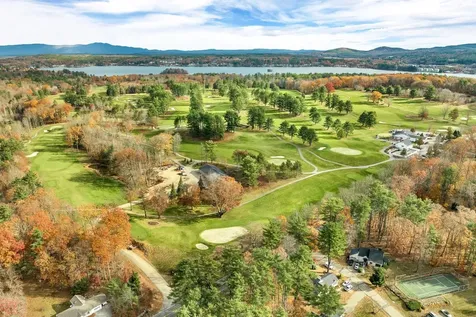 674 Elm Street Laconia NH 03246