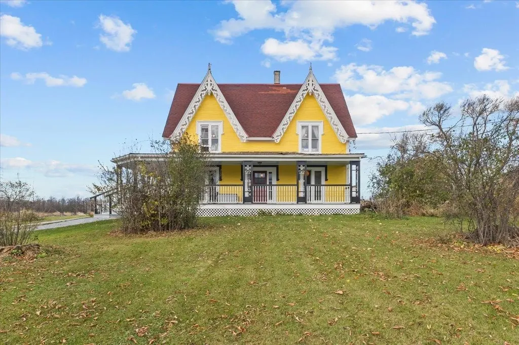 7808 Vt Route 22a Addison VT 05491