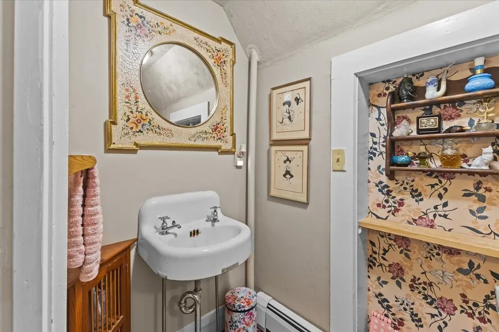 7808 Vt Route 22a Addison VT 05491