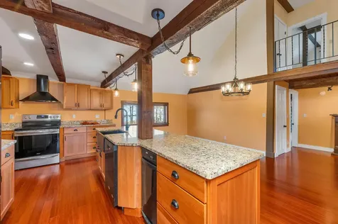 11 Mill Street Wolfeboro NH 03894