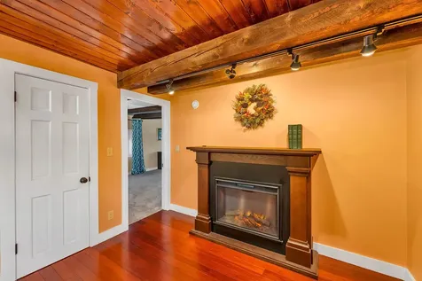 11 Mill Street Wolfeboro NH 03894