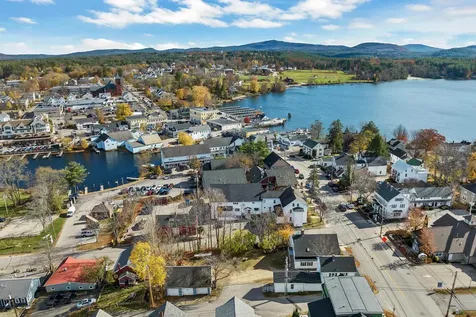 11 Mill Street Wolfeboro NH 03894