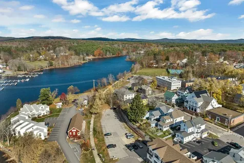 11 Mill Street Wolfeboro NH 03894
