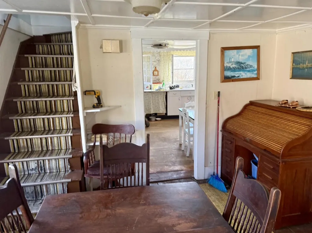 7295 Oak Hill Road Loudon NH 03307