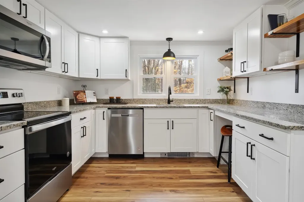 693 Hunkins Pond Road Sanbornton NH 03269