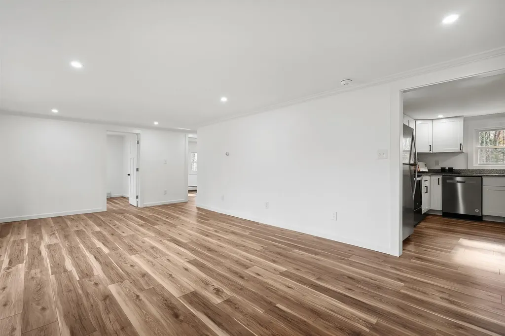 693 Hunkins Pond Road Sanbornton NH 03269