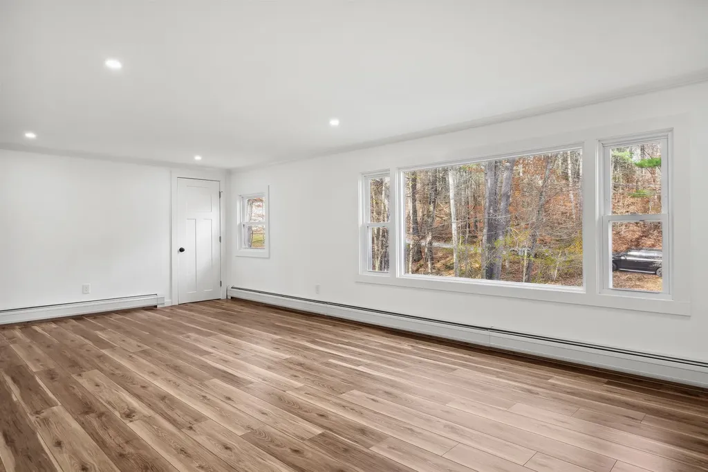 693 Hunkins Pond Road Sanbornton NH 03269