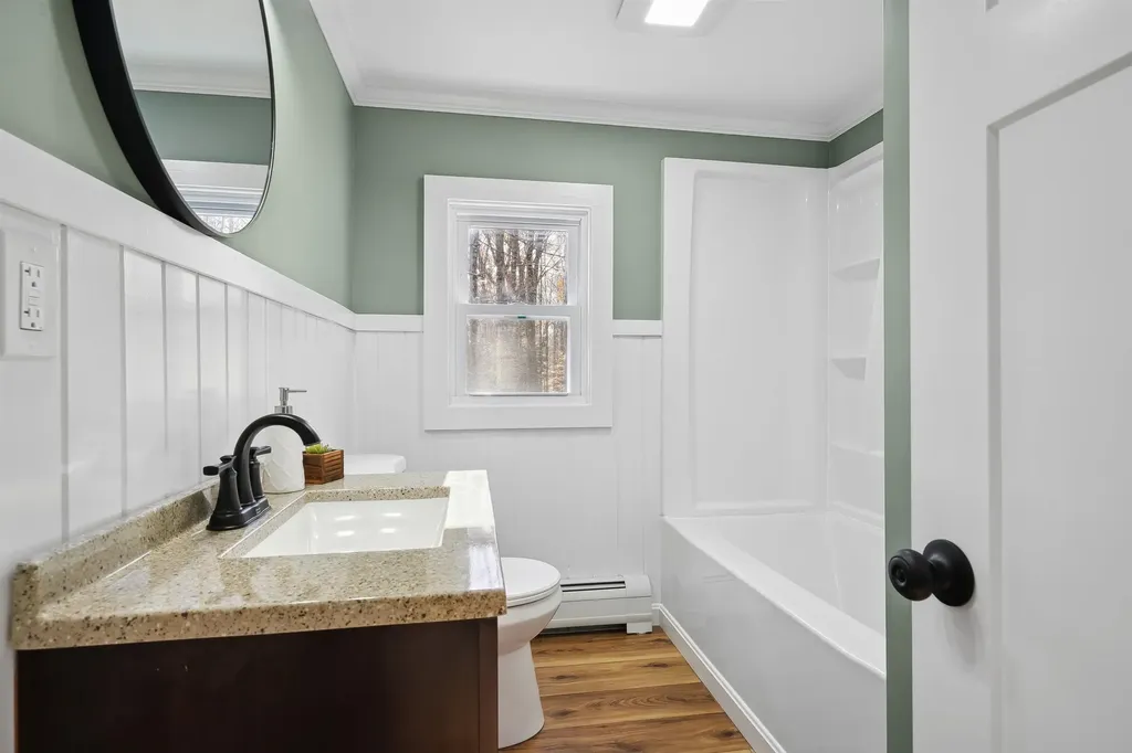 693 Hunkins Pond Road Sanbornton NH 03269