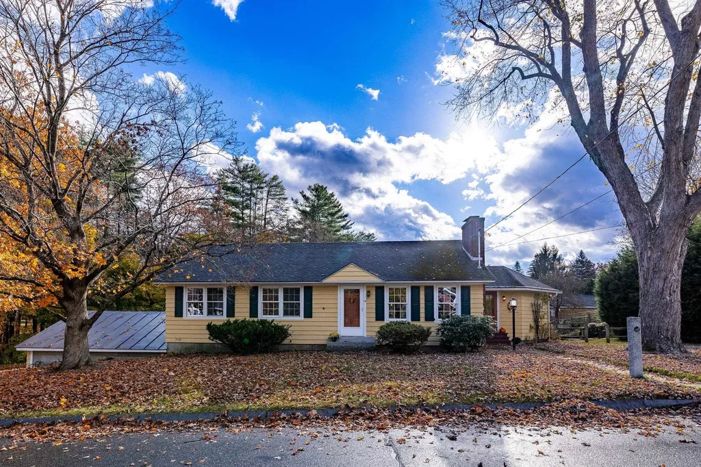 14 Whitcomb Avenue Lebanon NH 03784