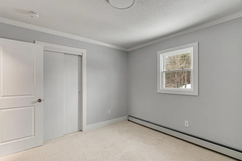 68 Don Mar Terrace Colchester VT 05446