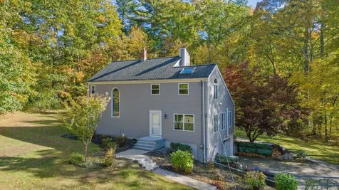 188 Shannon Road Salem NH 03079