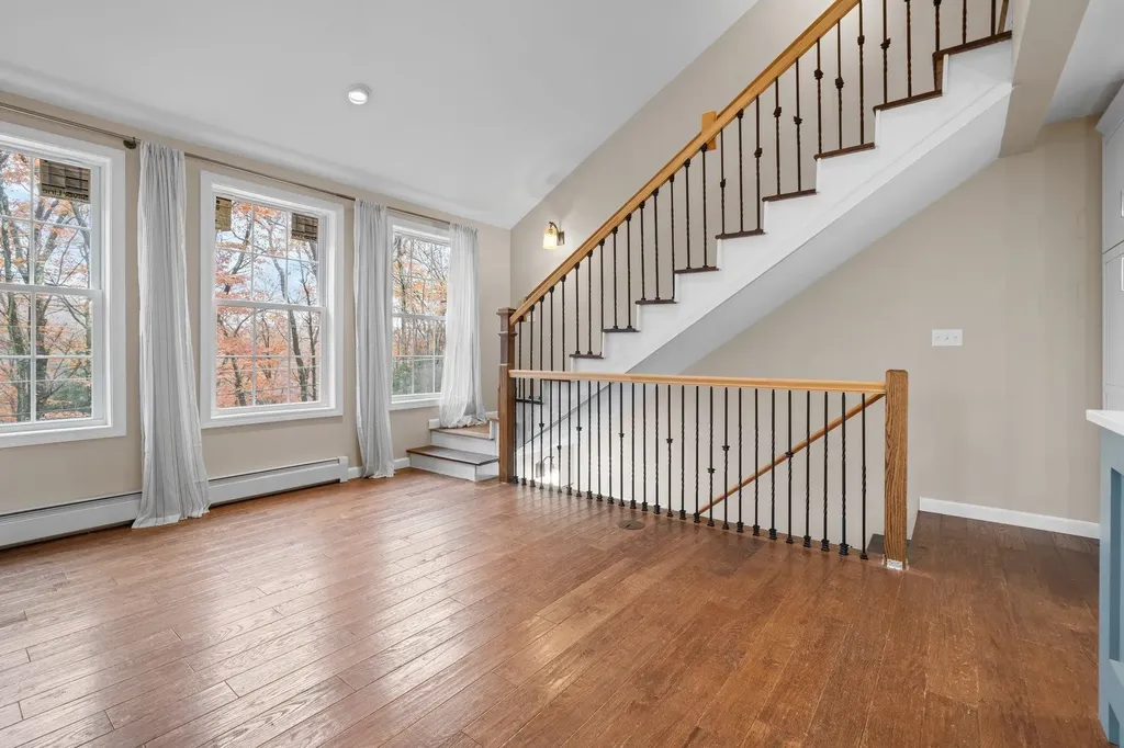 155 E Shore Drive Weare NH 03281