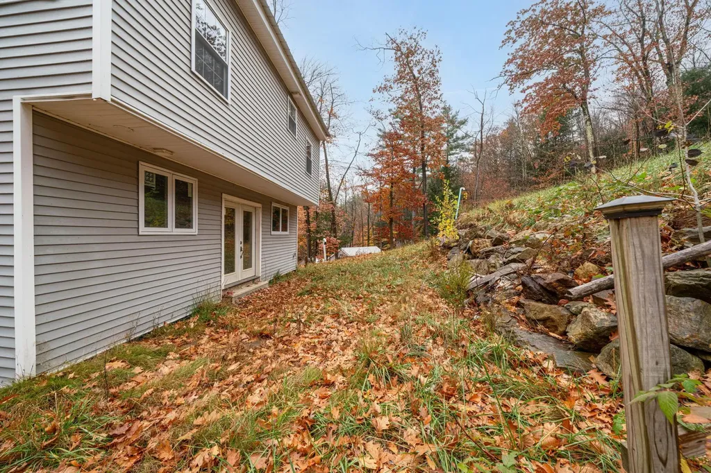 155 E Shore Drive Weare NH 03281