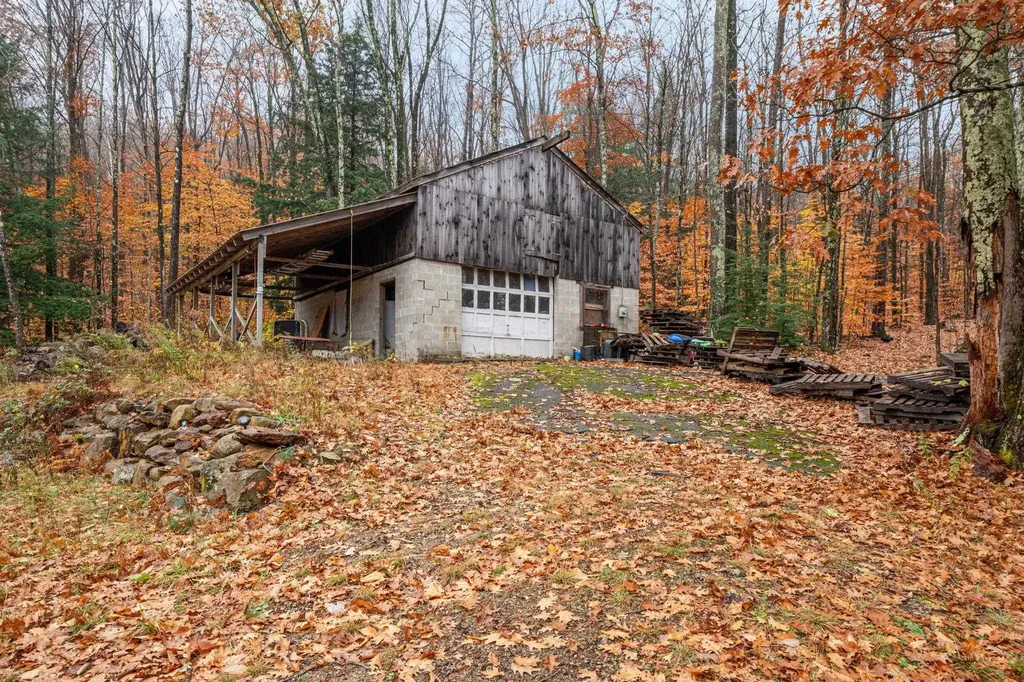 155 E Shore Drive Weare NH 03281