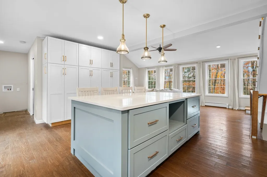 155 E Shore Drive Weare NH 03281