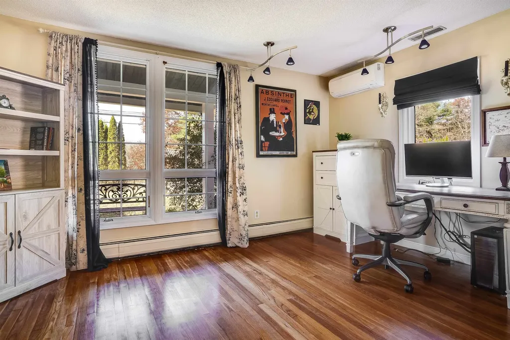 105 Nartoff Road Hollis NH 03049