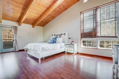 105 Nartoff Road Hollis NH 03049