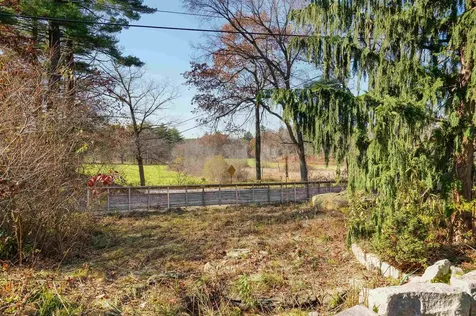 105 Nartoff Road Hollis NH 03049