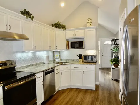 31 Henderson Road Gilford NH 03249