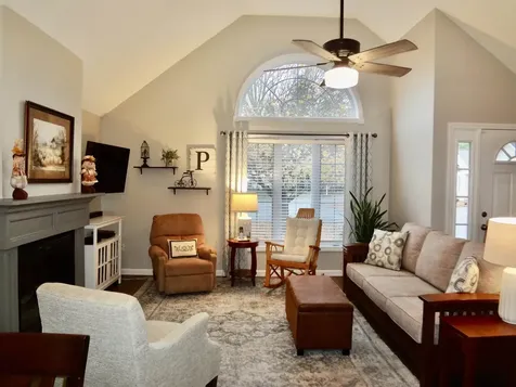 31 Henderson Road Gilford NH 03249