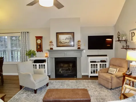 31 Henderson Road Gilford NH 03249