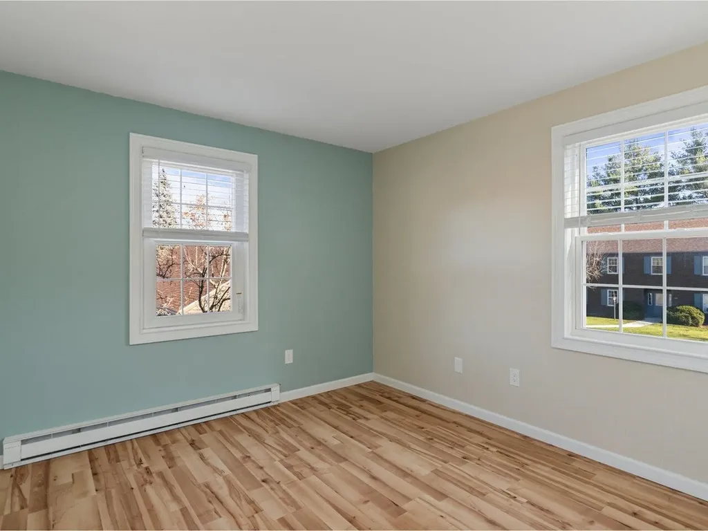 66 Twin Oaks Terrace South Burlington VT 05403