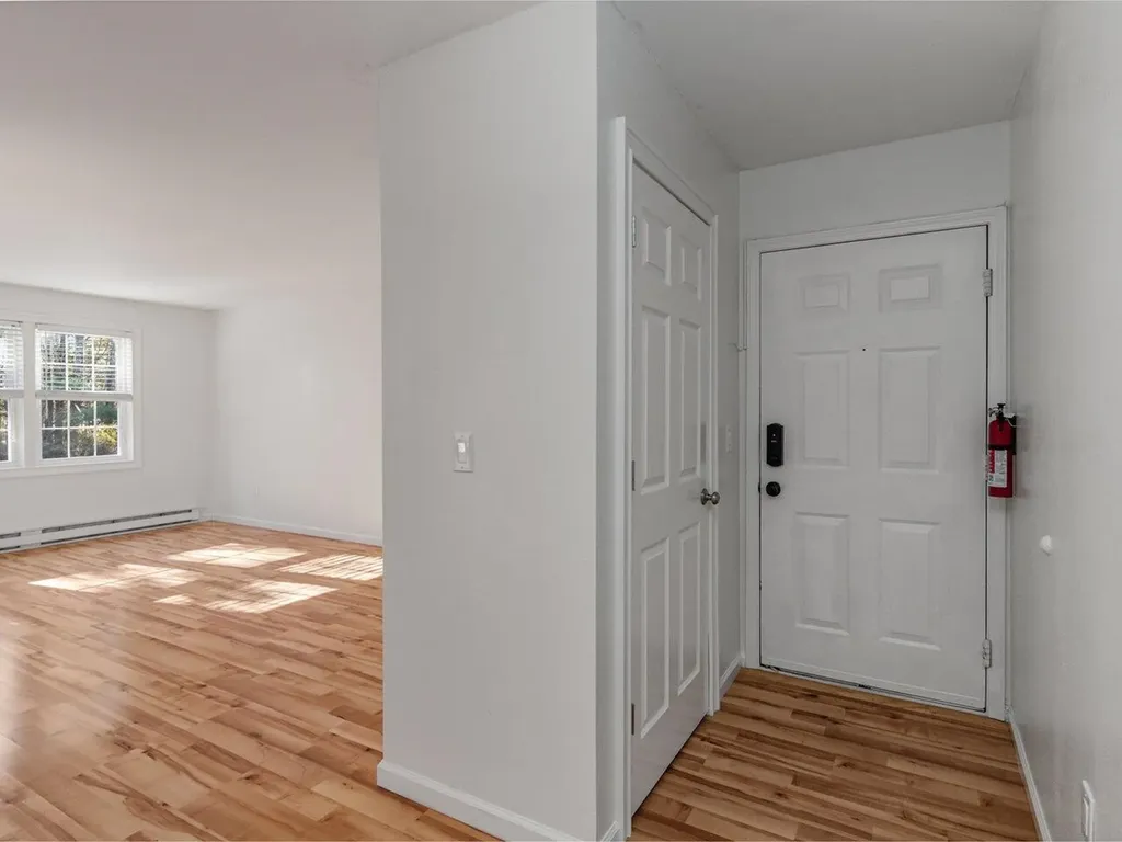 66 Twin Oaks Terrace South Burlington VT 05403