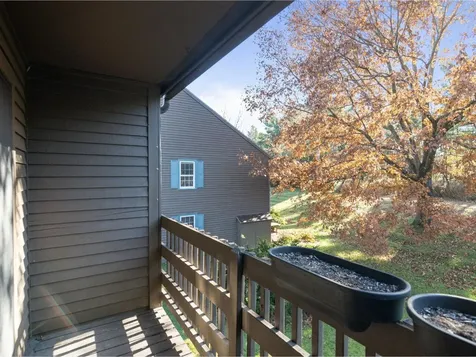 66 Twin Oaks Terrace South Burlington VT 05403