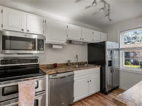 66 Twin Oaks Terrace South Burlington VT 05403