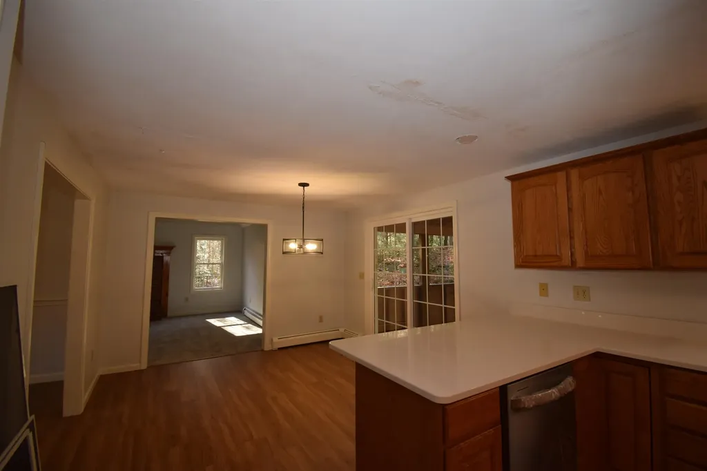 76 Ball Road Kingston NH 03848
