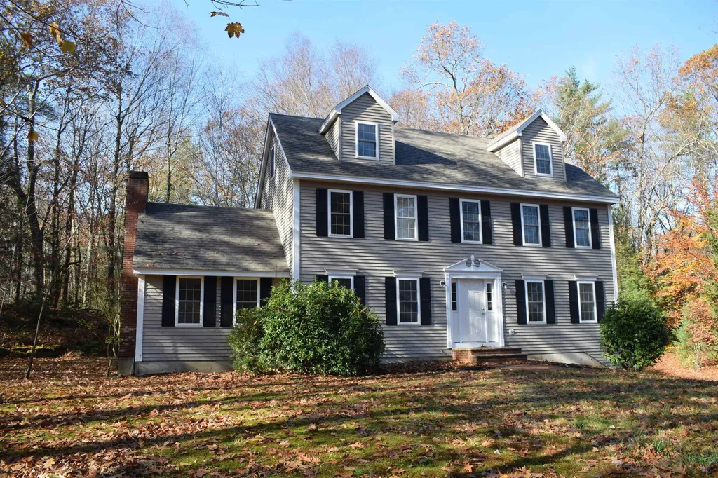 76 Ball Road Kingston NH 03848