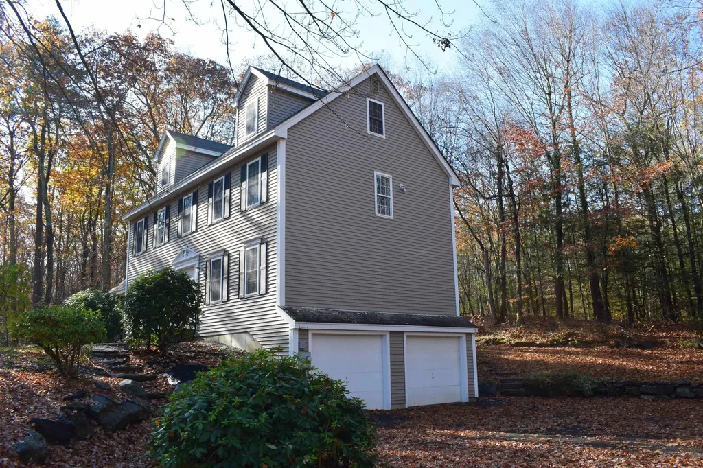 76 Ball Road Kingston NH 03848