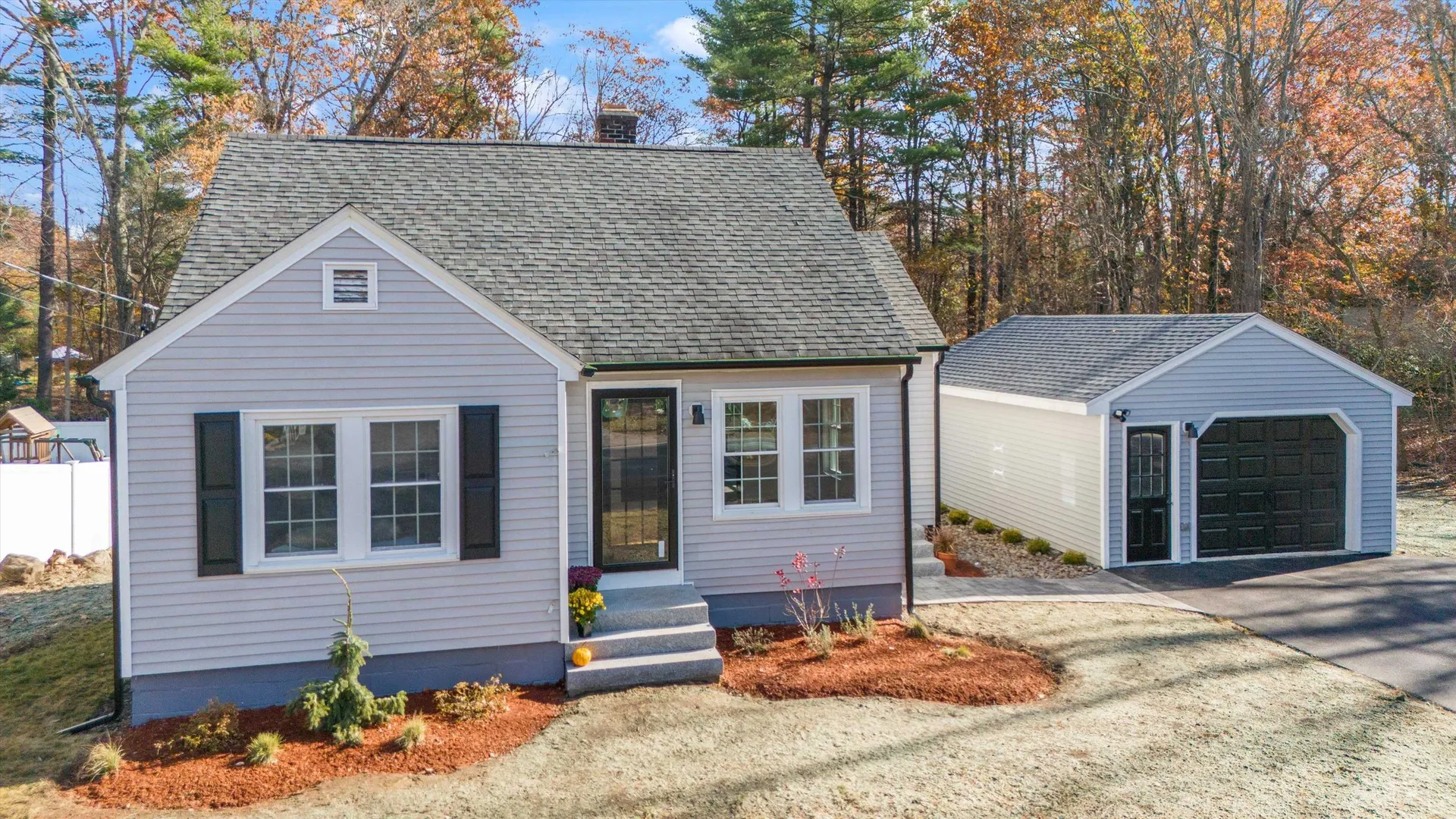 38 Lake Street Salem NH 03079