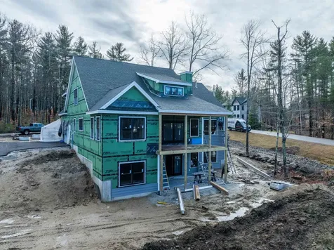 8 Deadreckoning Point Laconia NH 03246