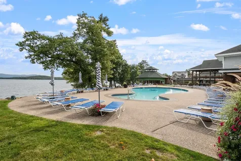 8 Deadreckoning Point Laconia NH 03246