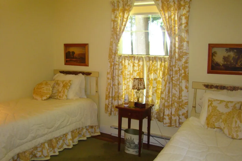 105 Red Hill Road Moultonborough NH 03254