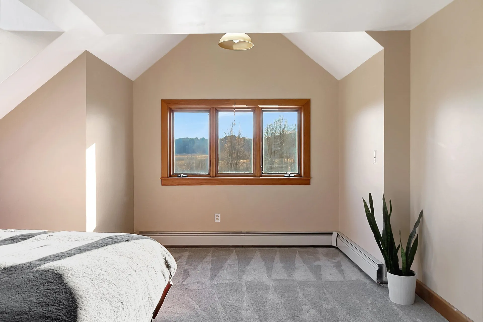 4 Herricks Cove Rockingham VT 05101