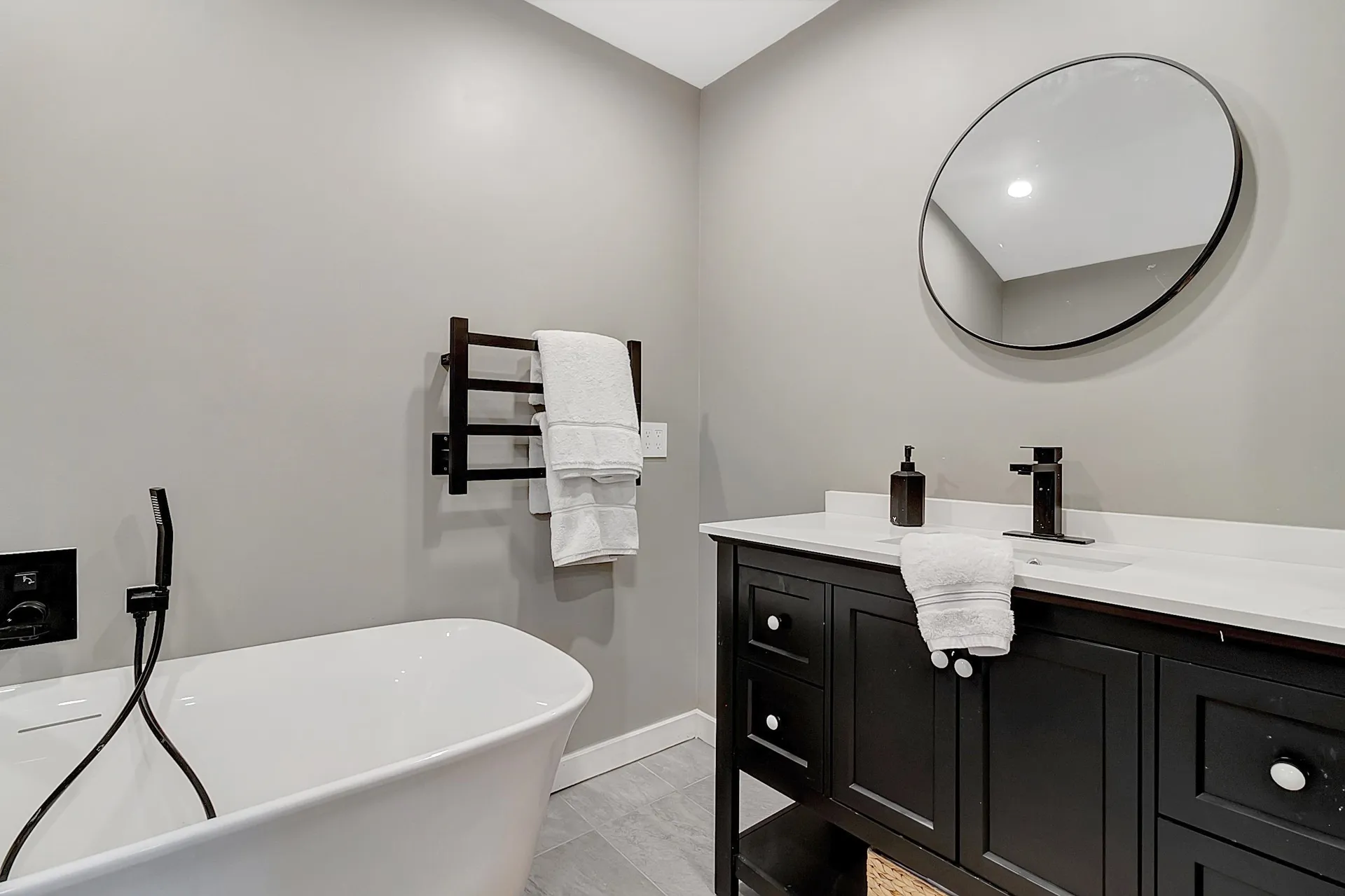 4 Herricks Cove Rockingham VT 05101