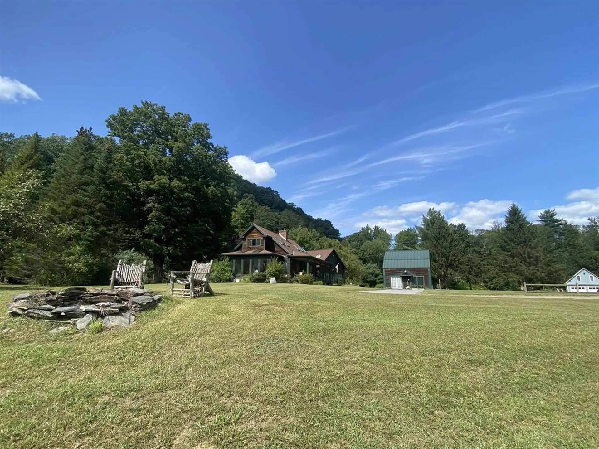 4 Herricks Cove Rockingham VT 05101