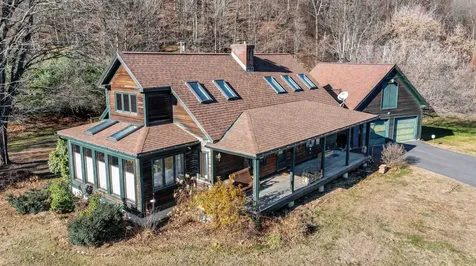 4 Herricks Cove Rockingham VT 05101