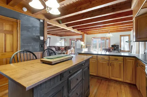 4 Herricks Cove Rockingham VT 05101