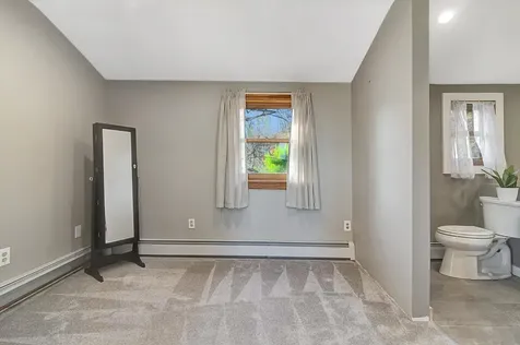 4 Herricks Cove Rockingham VT 05101